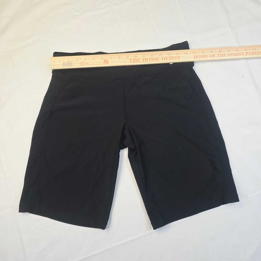 Nike Women's Size Large Bike Shorts Black Athletic Compression Activewear P20 - Picture 4 of 11